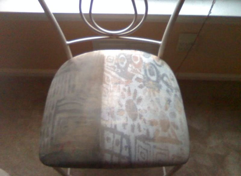 dirtychair.jpg