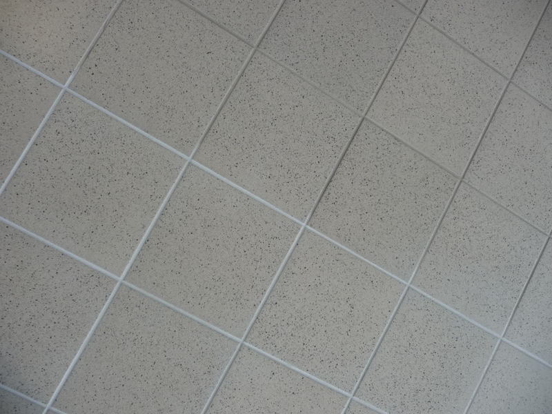 tile003.jpg