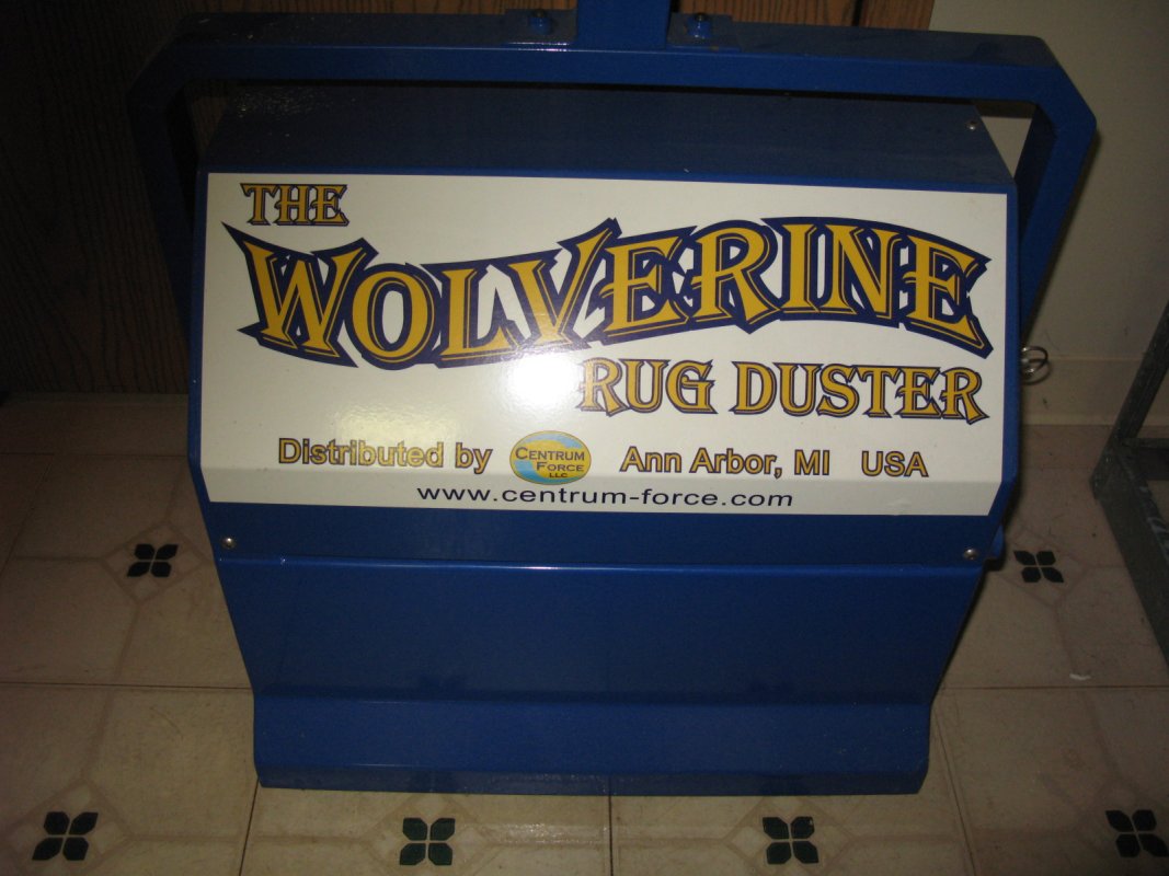 Wolverine Rug Duster