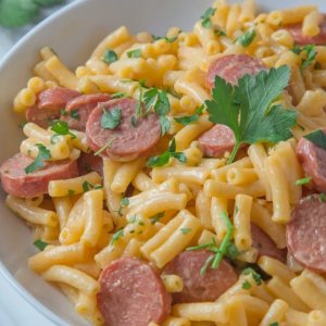 Dv6pAJ4GSgC8BXrqzOe1_mac-and-cheese-hotdog-6.jpg