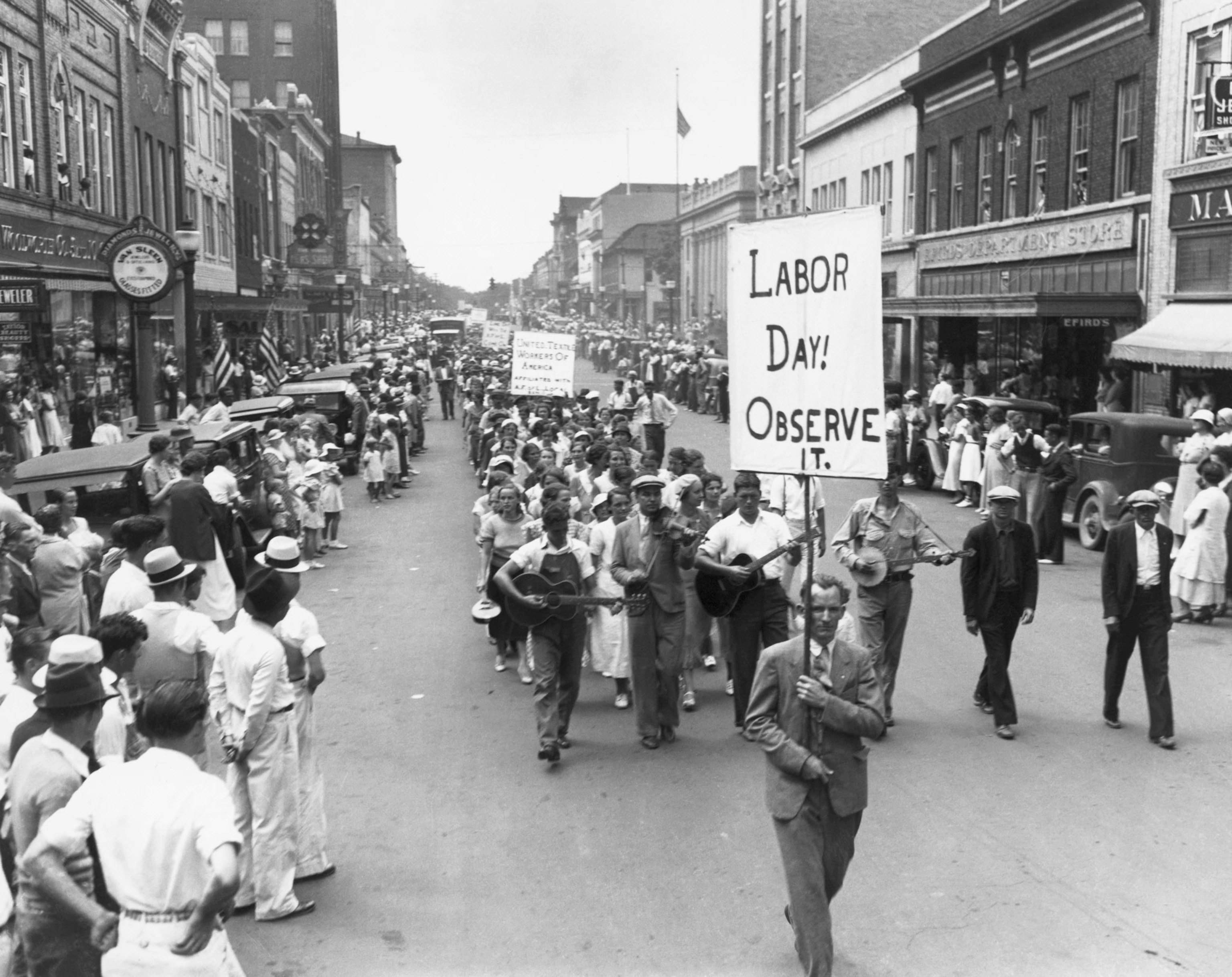 labor-day-parade-515460848.jpg