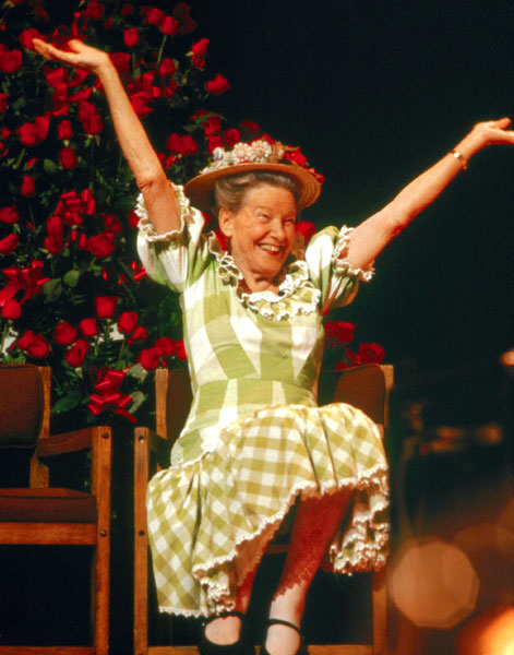 minniepearl04-x600.jpg